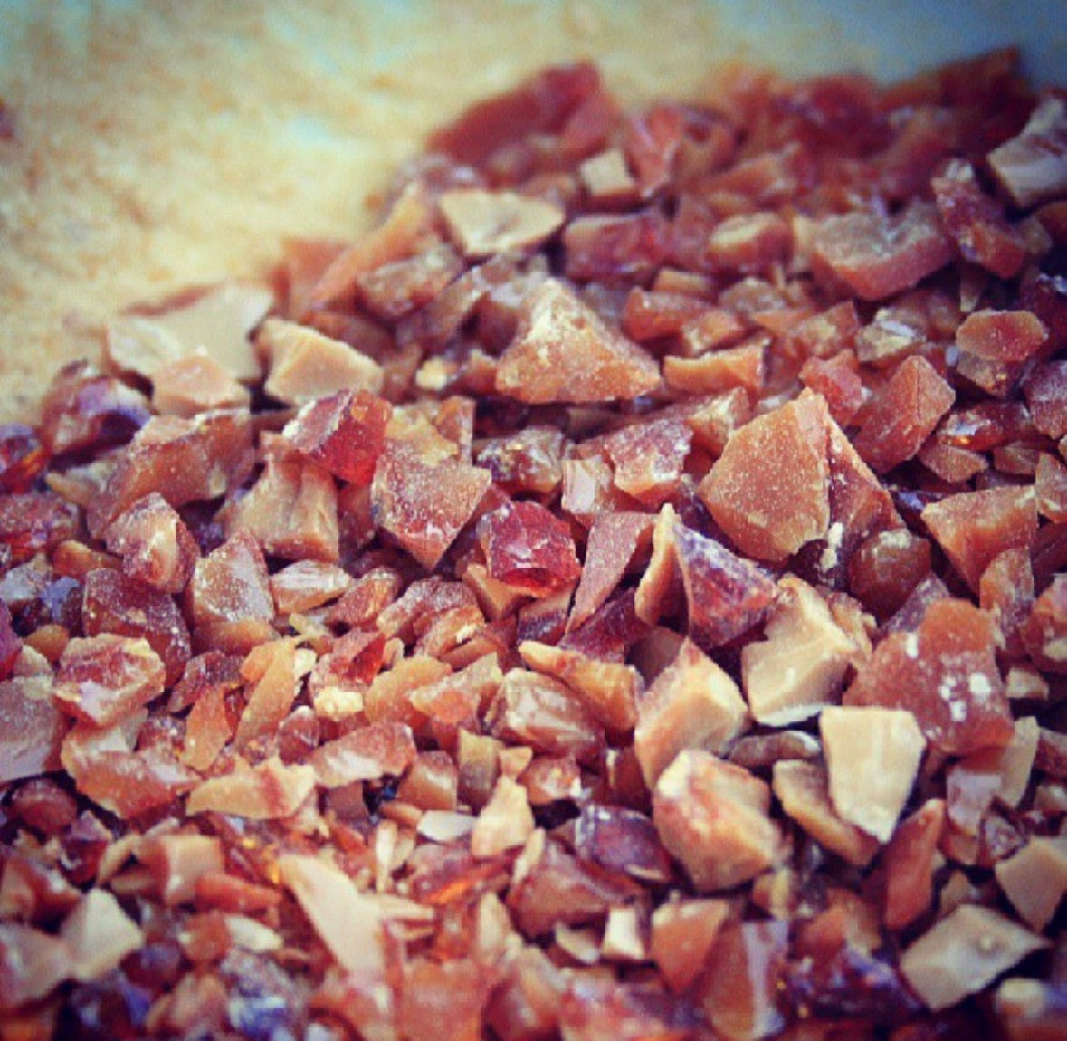 What Does Amber Perfume Small Like?