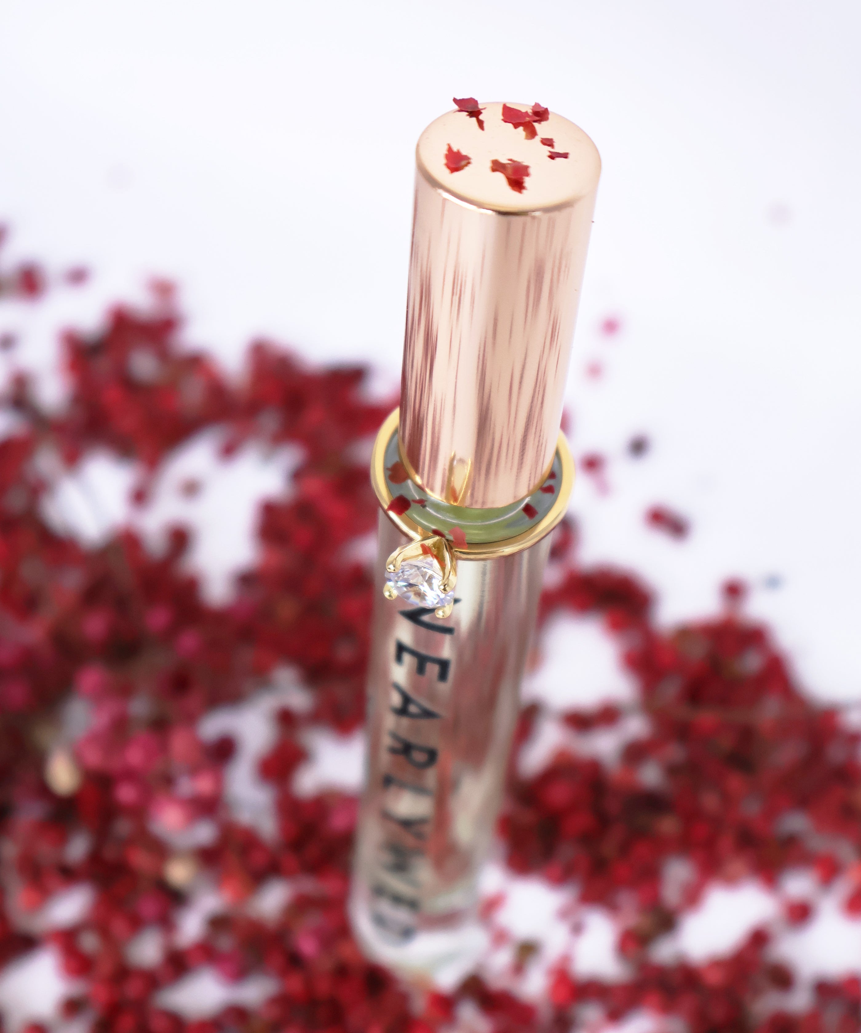 Diamond Engagement Ring on Engagement Perfume Nearlywed 
